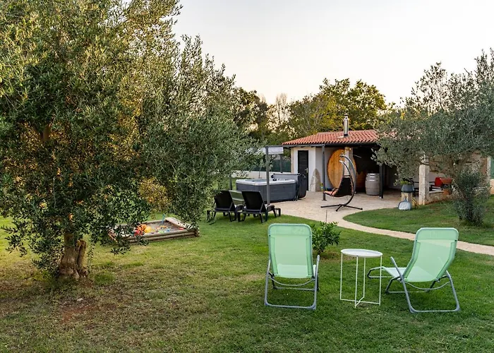 Holiday home Holiday Kerniat *