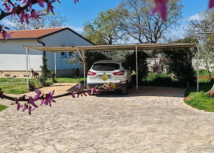 Holiday home Holiday Kerniat *