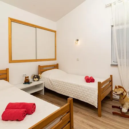 Kerniat Semesterbostad *