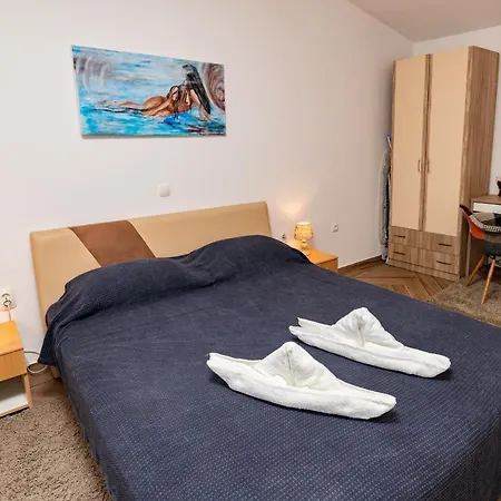 Kerniat Feriehus Pula